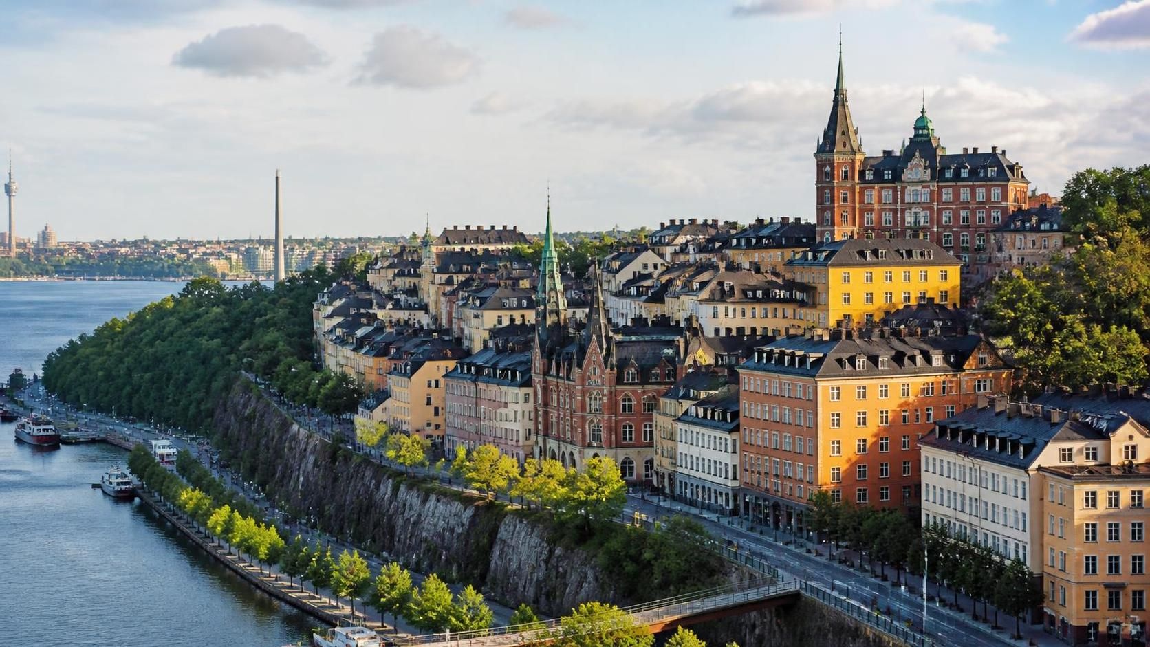 explorez södermalm, le quartier vibrant de stockholm, riche en culture, histoire et vie nocturne dynamique. découvrez ses cafés, boutiques et panoramas uniques.