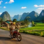 partez à l'aventure sur les routes du vietnam et vivez un road trip inoubliable entre paysages époustouflants, rencontres authentiques et découvertes culturelles uniques.