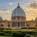 découvrez la basilique notre-dame de la paix de yamoussoukro, un joyau architectural et spirituel emblématique de la côte d’ivoire.