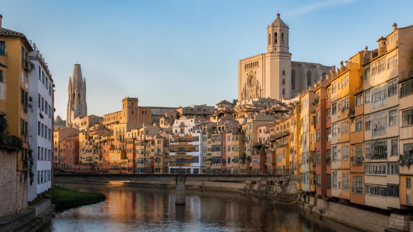 découvrez gérone, une ville catalane alliant histoire riche et modernité dynamique, idéale pour les amateurs de culture, d'architecture et de paysages pittoresques.