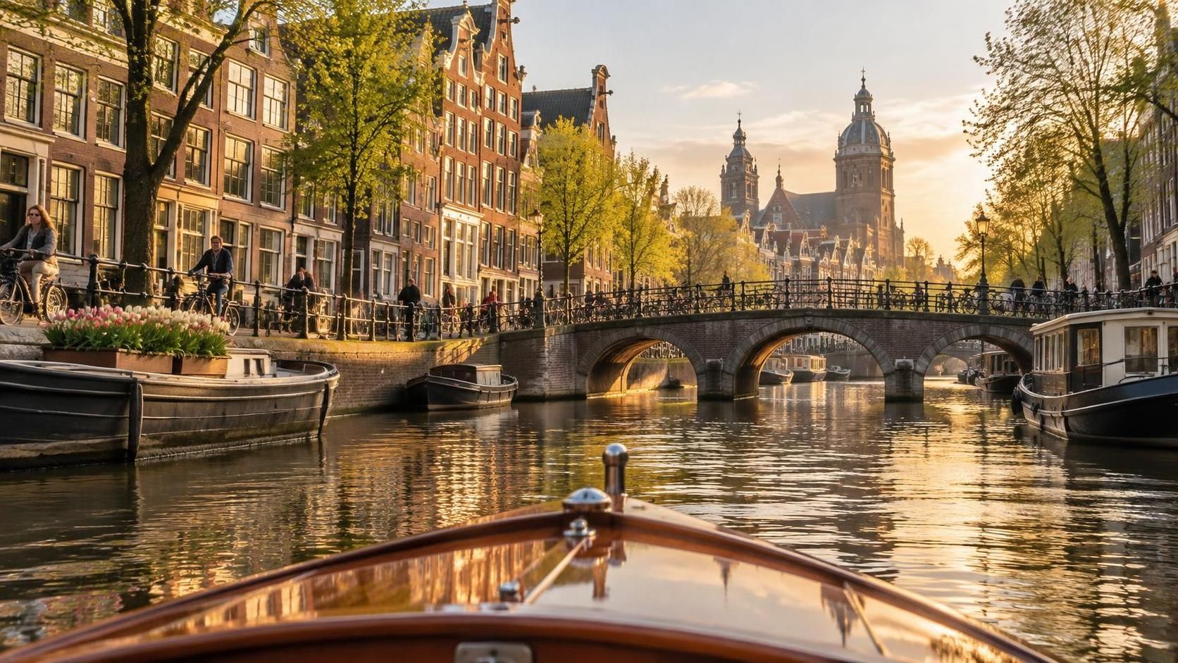 découvrez les incontournables d’amsterdam : canaux, musées, quartiers emblématiques et bonnes adresses pour profiter pleinement de votre séjour.